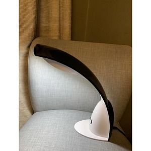 OttLite Light Sleek Curved Black Wh Futuristic Desk Lamp w/ Bulb TESTED WORKING